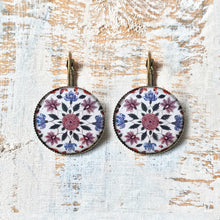 Load image into Gallery viewer, 25 mm Round Lever Back - Kings Quarter Amer