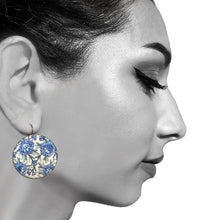 Load image into Gallery viewer, 25 mm Round Lever Back - Kashida Blue