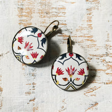 Load image into Gallery viewer, 25 mm Round Lever Back - Taj Mahal