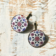 Load image into Gallery viewer, 25 mm Round Lever Back - Kings Quarter Amer