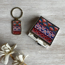 Load image into Gallery viewer, Gift Set - Key ring and Pill Box - City Palace Jaipur