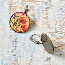 Load image into Gallery viewer, 25 mm Round Lever Back - Mughal Flower Miniature
