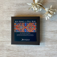 Load image into Gallery viewer, Gift Set - Key ring and Pill Box - Ari Carpet