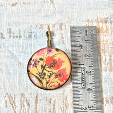 Load image into Gallery viewer, 25 mm Round Lever Back - Mughal Flower Miniature