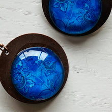 Load image into Gallery viewer, Round Copper Earrings with Glass - Mughal Flowers