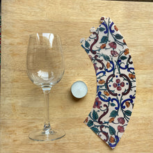 Load image into Gallery viewer, Wine Glass Shade - Painted Gatway, City Palace, Jaipur