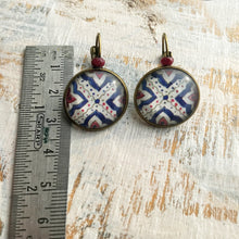Load image into Gallery viewer, 18 mm Round Lever Back With Beads - Mughal Motifs - Red Blue