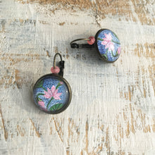 Load image into Gallery viewer, 18 mm Round Lever Back With Beads - Mughal Motifs - Pink Lotus