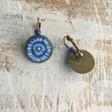 Load image into Gallery viewer, 18 mm Round Lever Back With Beads - Nature Inspired Art - Blue Spiral