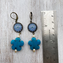 Load image into Gallery viewer, Hanging Earrings with Flowery Beads - Islamic Pattern