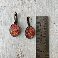 Load image into Gallery viewer, 18 mm Oval Lever Back - Mirror work, Gujarat