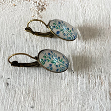 Load image into Gallery viewer, 18 mm Oval Lever Back - Miniature Painting - Foliage Detail -Multi Flower Blue