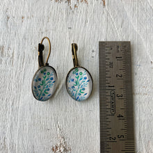 Load image into Gallery viewer, 18 mm Oval Lever Back - Miniature Painting - Foliage Detail -Multi Flower Blue