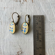Load image into Gallery viewer, 18 mm Lever Back Oval - Miniature Painting - Foliage Detail - Single Flower Blue