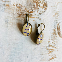 Load image into Gallery viewer, 18 mm Oval Lever Back - Miniature Painting - Foliage Detail - Single Flower Purple