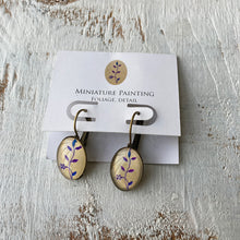 Load image into Gallery viewer, 18 mm Oval Lever Back - Miniature Painting - Foliage Detail - Single Flower Purple