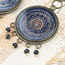 Load image into Gallery viewer, Balis with semiprecious stone - Ajrakh Kutch, Gujarat