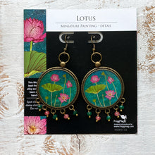 Load image into Gallery viewer, Balis with semiprecious stone - Lotus Miniature Painting Detail