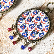 Load image into Gallery viewer, Balis with semiprecious stone - Mughal Motif Blue Red Detail Ceramic Plate