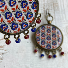 Load image into Gallery viewer, Balis with semiprecious stone - Mughal Motif Blue Red Detail Ceramic Plate
