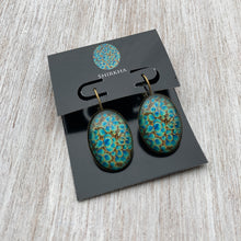 Load image into Gallery viewer, 25 mm Oval Lever Back - Shirkha - Naqashi Kashmir Green Flowers