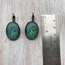 Load image into Gallery viewer, 25 mm Oval Lever Back - Shirkha - Naqashi Kashmir Green Flowers