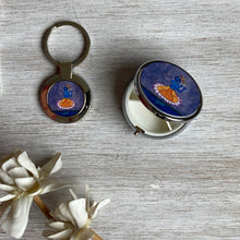 Load image into Gallery viewer, Gift Set - Key ring and Pill Box - Krishna