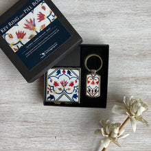Load image into Gallery viewer, Gift Set - Key ring and Pill Box - Taj Mahal