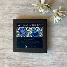 Load image into Gallery viewer, Gift Set - Key ring and Pill Box - Kashida
