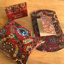 Load image into Gallery viewer, Gift Pouch Set Of 2 With Gift Tags - Rajasthani Miniature