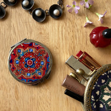 Load image into Gallery viewer, Mirror - Aari