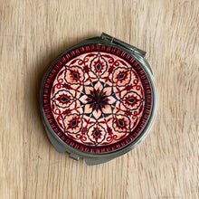 Load image into Gallery viewer, Mirror - Queens Quarters