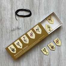 Load image into Gallery viewer, Magnetic Toran - Mughal Flowers