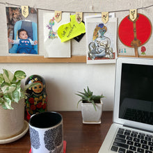 Load image into Gallery viewer, Magnetic Toran - Mughal Flowers