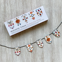 Load image into Gallery viewer, Magnetic Toran - Taj