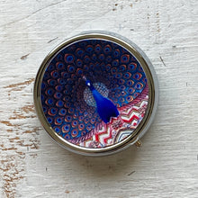 Load image into Gallery viewer, Pill Box Round - Peacock