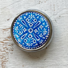 Load image into Gallery viewer, Pill Box Round - Blue Pottery