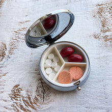 Load image into Gallery viewer, Pill Box Round - Peacock