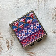 Load image into Gallery viewer, Pill Box Square - City Palace