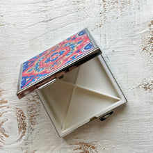 Load image into Gallery viewer, Pill Box Square - Aari