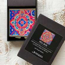 Load image into Gallery viewer, Pill Box Square - Aari