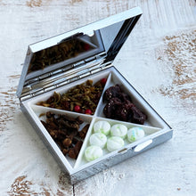 Load image into Gallery viewer, Pill Box Square - Kashida