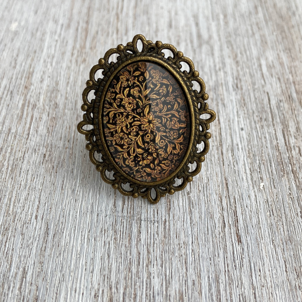 25 mm Oval - Gold Leaf Painted Medallion Kashmir
