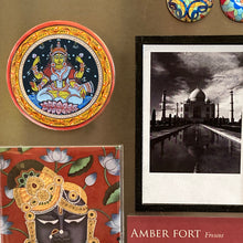 Load image into Gallery viewer, Fridge Magnet Round - Lakshmi Patachitra