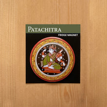 Load image into Gallery viewer, Fridge Magnet Round - Saraswati Patachitra