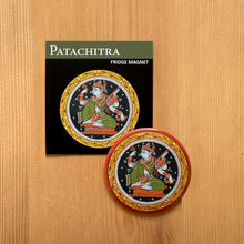 Load image into Gallery viewer, Fridge Magnet Round - Saraswati Patachitra