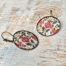 Load image into Gallery viewer, 25 mm Round Lever Back - Kaurali Palace Ceiling