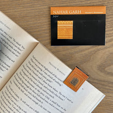 Load image into Gallery viewer, Magnetic Bookmarks set of 2 - Nahargarh Yellow