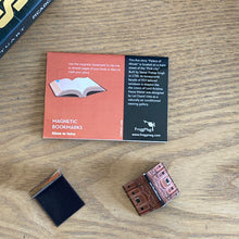 Load image into Gallery viewer, Magnetic Bookmarks set of 2 - Hawa Mahal Windows