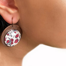Load image into Gallery viewer, Round Copper Earrings with Glass - Poppy